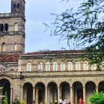 SPPU ने कॅश फॉर डिग्री घोटाळ्यात पोलिस तक्रार दाखल केली, कर्मचाऱ्याला निलंबित केले. पुणे बातम्या